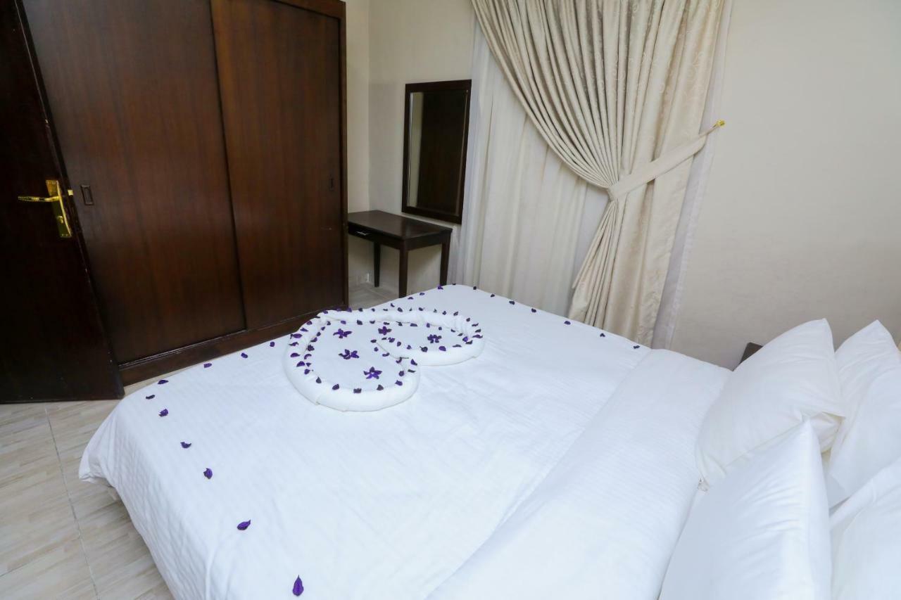 Magic Suite Al Mangaf Kuwait City Esterno foto